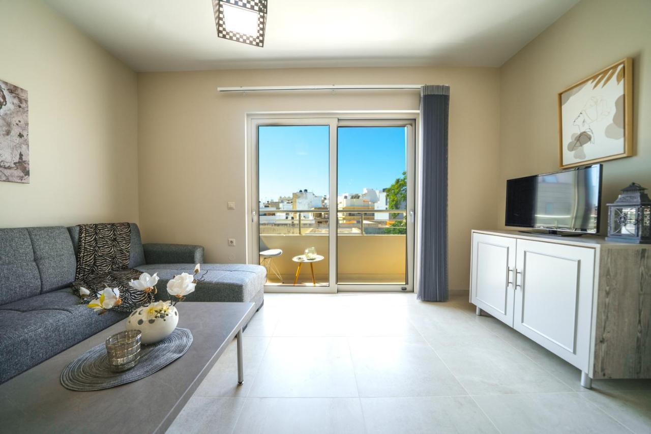 Alma Center Apartment's *